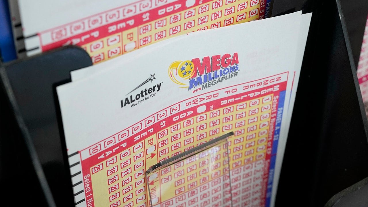 Mega Millions $1 billion ticket sold in Michigan, smaller prizes won elsewhere