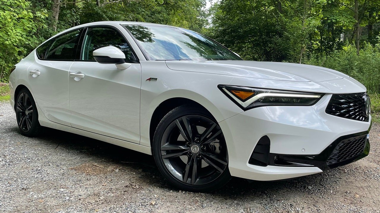 Review: The 2023 Acura Integra is a worthy rad-era reboot
