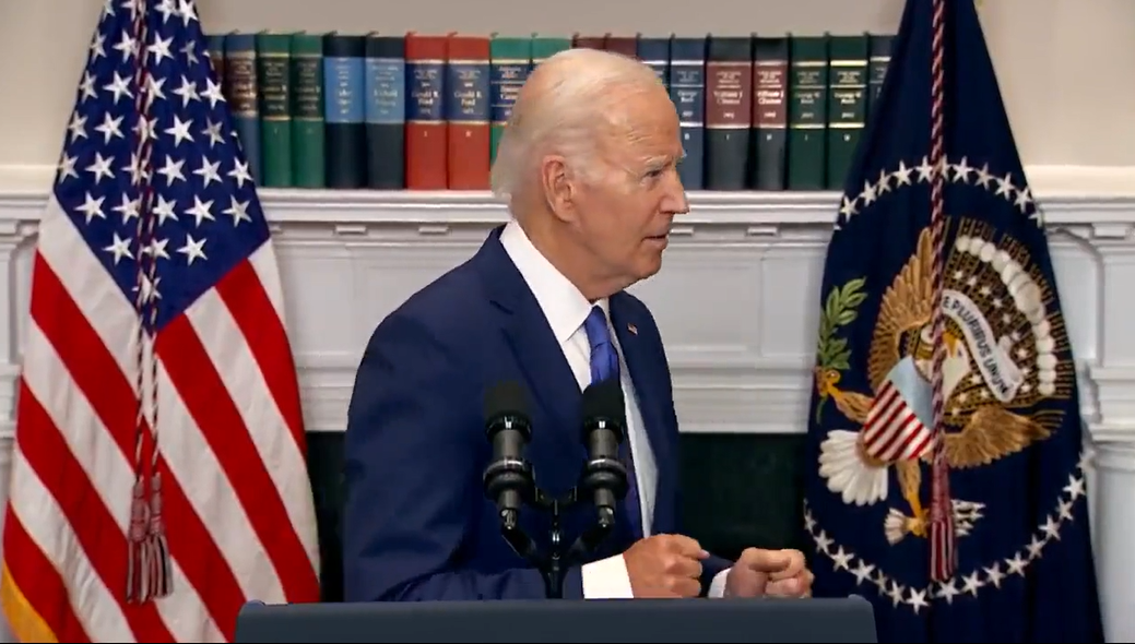 Conservatives mock Biden wandering away from question on Chinese hackers: 'Has no idea what’s going on'