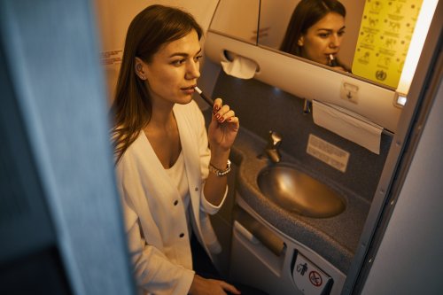 Pilot allegedly calls out vaping passenger in cabin-wide announcement: 'One person decided to risk lives'