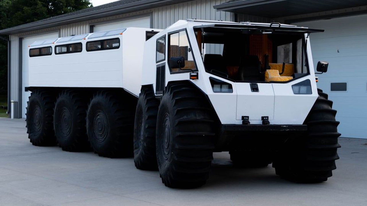 Ukranian Ark amphibious vehicle surfaces in the USA