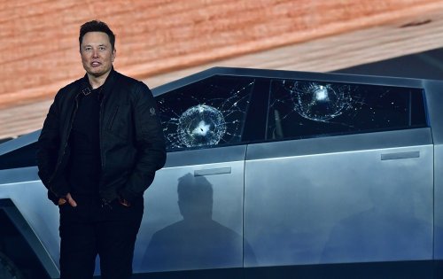 As coronavirus pandemic worsens, Elon Musk makes good on ventilator promise