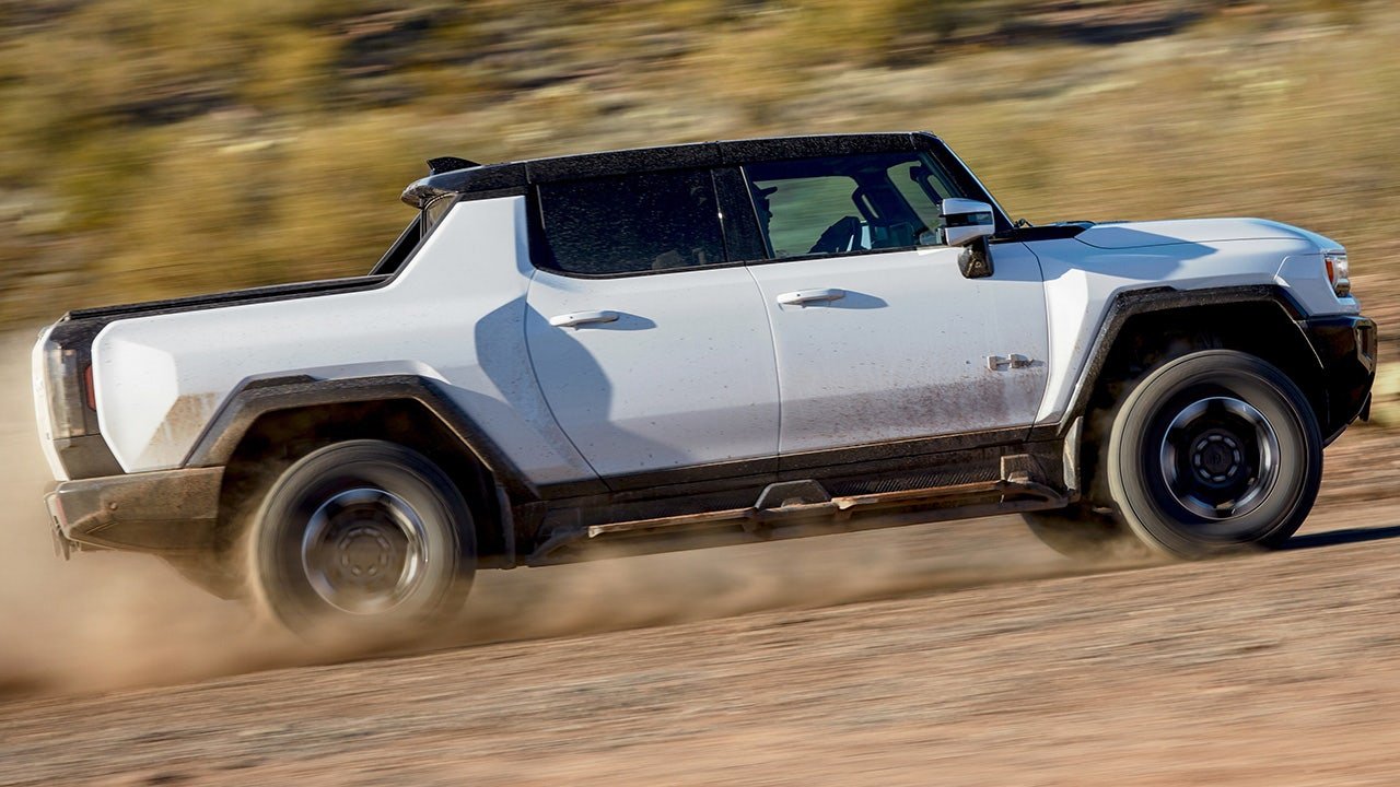 Here's why the US Army just bought an electric GMC Hummer