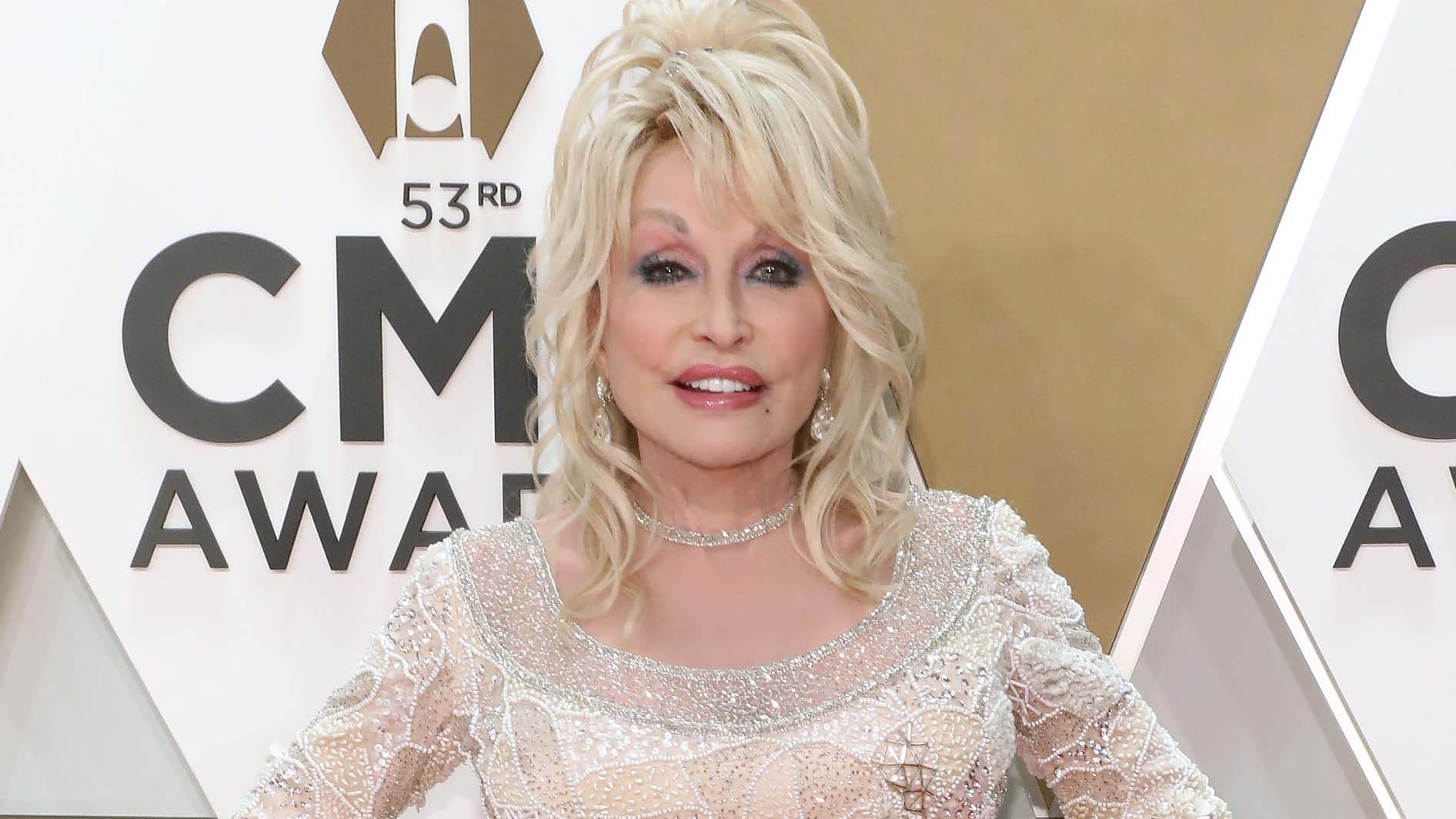 Dolly Parton reveals secrets to long-lasting marriage: ‘We have a lot of fun’