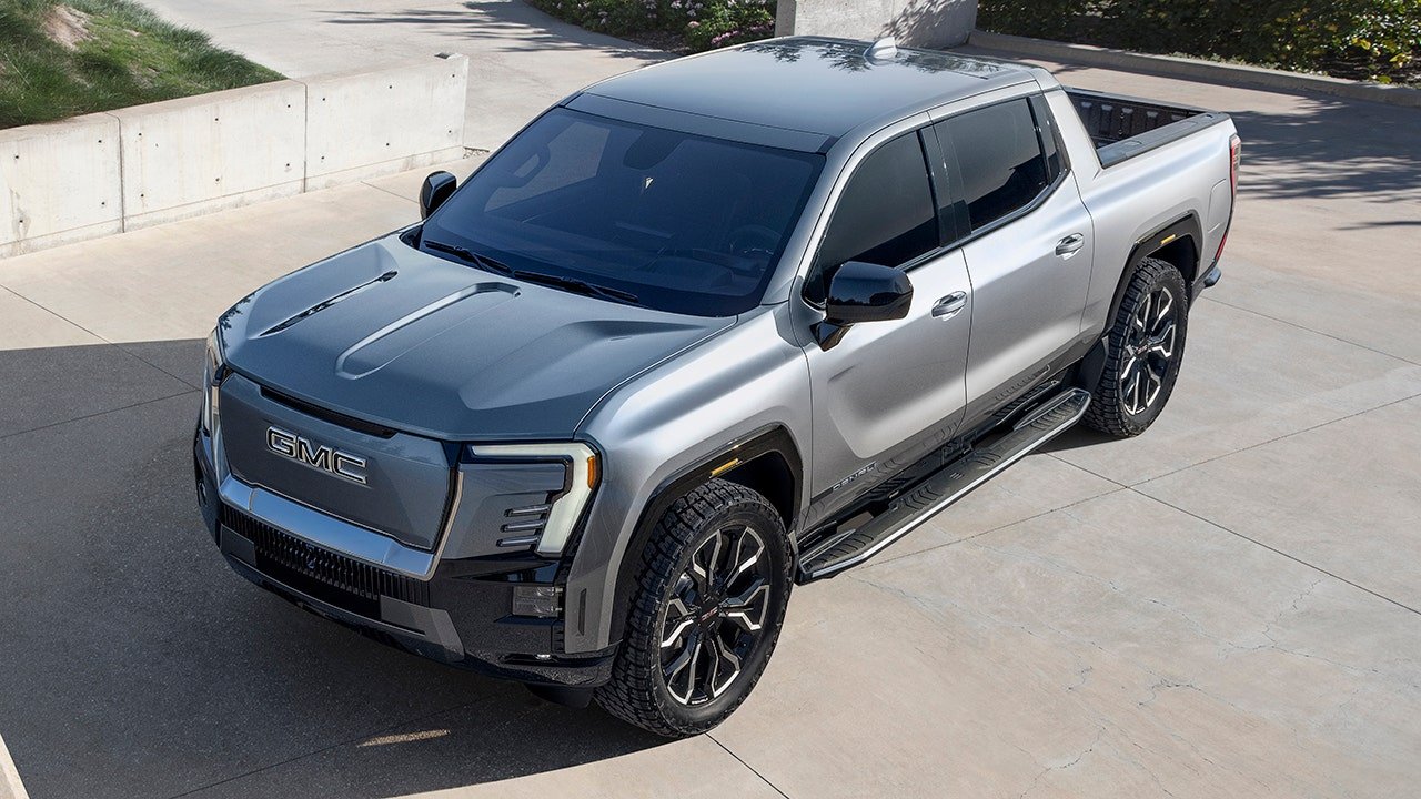 2024 GMC Sierra EV pickup debuts with Max Power, long range and a huge price