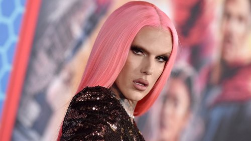 Jeffree Star makes something clear to NFL WAGs amid frenzy over new man: 'Don’t be so insecure'