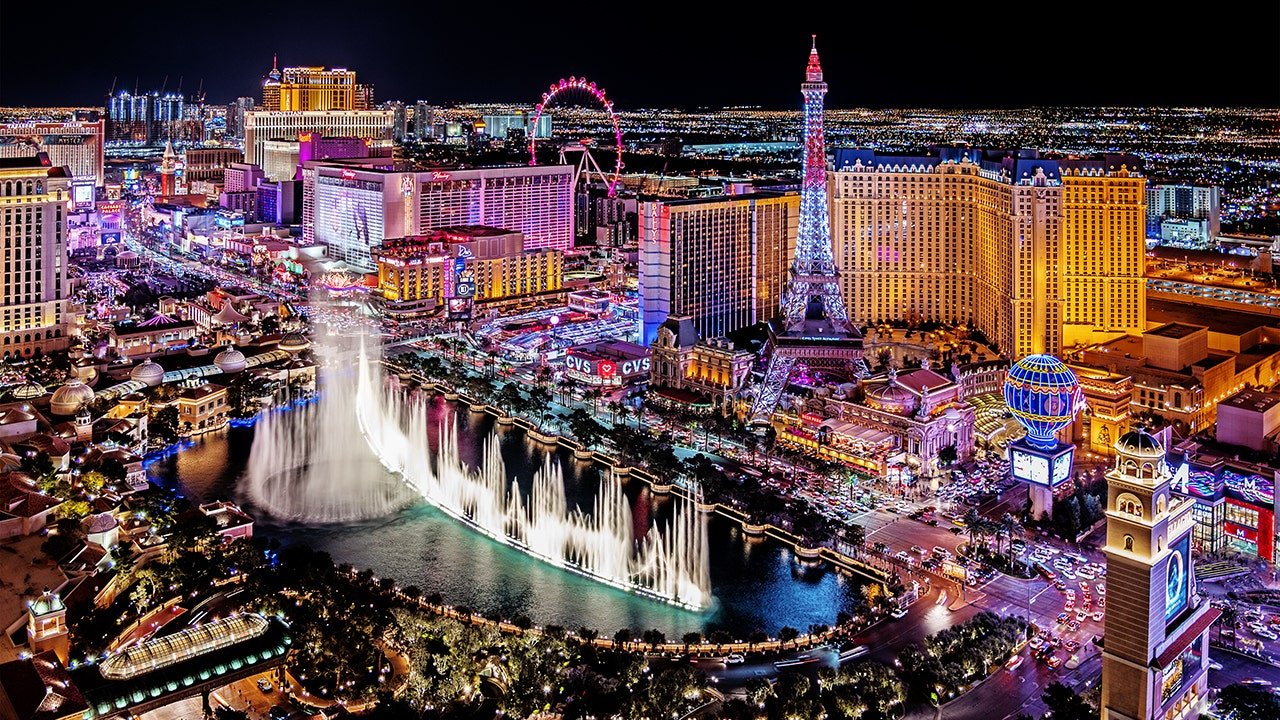 Heart-shaped Las Vegas resort gets green light as critics roast wild design online