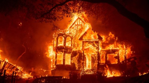 California wildfires rage as wine country blaze forces evacuation of hospital, thousands of homes