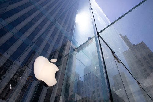 Apple stock drop makes history with $179B loss