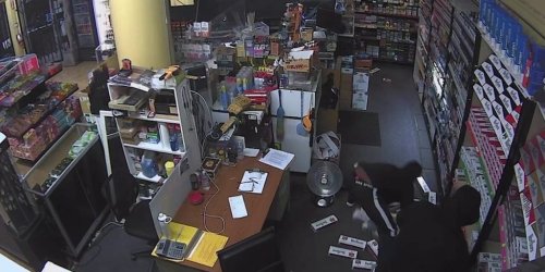 A group of thieves made off with over $100,000 in merchandise after smashing into a San Francisco tobacco shop | Fox News Video
