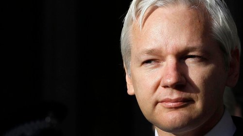 Rep. Rashida Tlaib urges fellow House members to demand DOJ drop charges against Julian Assange