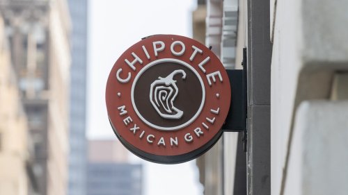 Chipotle to open Mexican locations for the first time in 2026