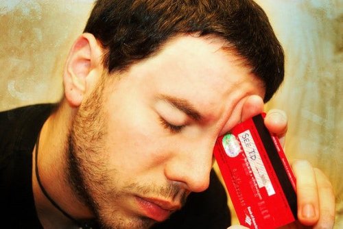 Your Credit Score Is Probably Being Hurt By These Seemingly Benign Habits