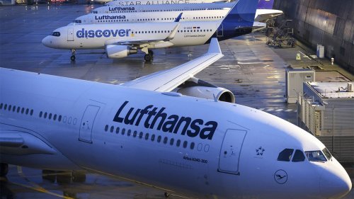 Lufthansa, United modify schedules after Iran launches attack on Israel