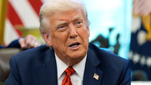 Trump signs education-focused executive orders on AI, school discipline, accreditation, foreign gifts and more