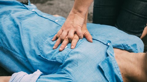 7 CPR steps everyone should know