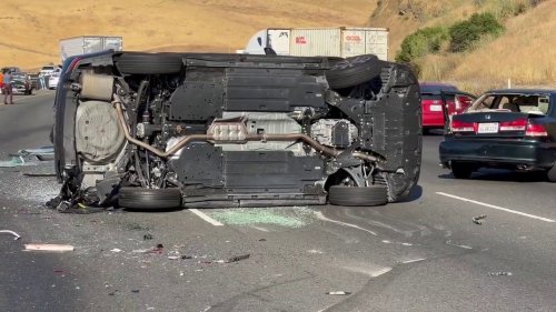 California motor home 'plows' into 19 vehicle on interstate: Police