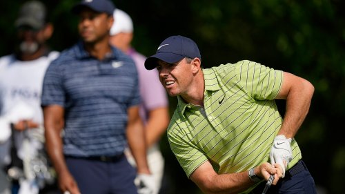 PGA Championship: Rory McIlroy ends first round as leader, Tiger Woods struggles
