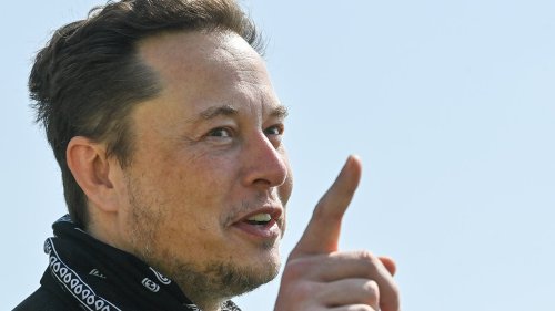 Musk says ‘America is going full Joker’ after watching people loot stores in Philadelphia