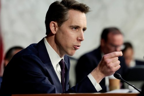 Hawley says 'astronomical' $40B Ukraine aid bill is evidence of Biden's 'misplaced priorities' and hurts US