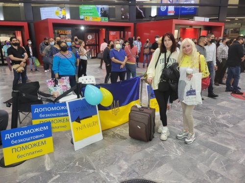 San Diego Area Sees Surge In Ukrainian Refugees Crossing US Mexico San Diego Area Sees Surge In Ukrainian Refugees Crossing US Mexico