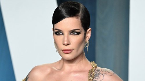 Halsey responds to fans who left Arizona concert following her speech supporting abortion