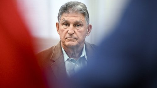 Joe Manchin's growing GOP challenger field may spell trouble for his re-election