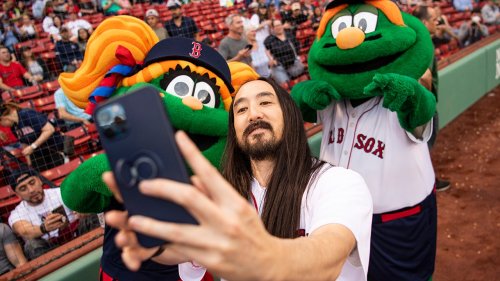 Steve Aoki throws all-time bad first pitch ahead of Red Sox game: 'I'm gonna stick to throwing cakes'