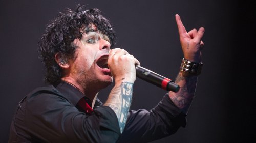 Green Day's Billie Joe Armstrong says he's renouncing his US citizenship: 'F--- America'