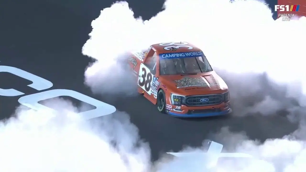 Zane Smith wins the 2022 NASCAR Camping World Truck Series Championship |  Flipboard