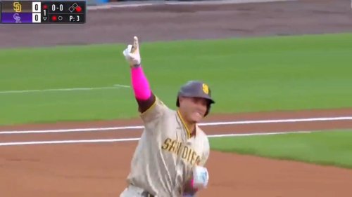 Padres' Manny Machado smokes a 417-foot solo shot to right-center field in the first inning vs the Rockies