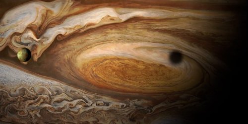 Jupiter's forecast: Swirling storms as big as Earth that last for years