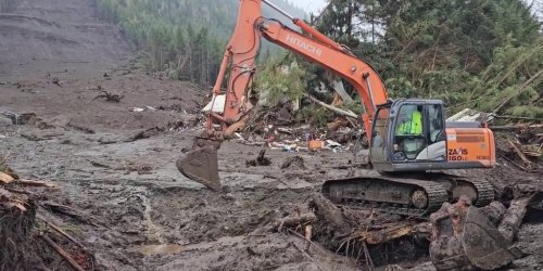 5th body pulled from debris of Alaska landslide