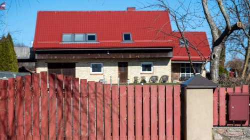Nach banalem Streit mit ihrem Nachbarn: Rentnerin verliert ihr Haus und steht vor der Pleite