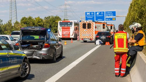 Unfall auf der A66: Berauschter Fahrer rammt Zivilstreife der Polizei