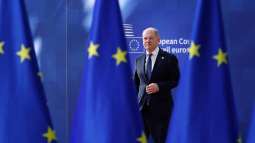 Abschied in Krisenzeiten: Scholz reist zu EU-Gipfel