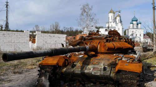 Zwei baugleiche Panzer im Duell – Putins Truppen auf dem Schlachtfeld ausgetrickst