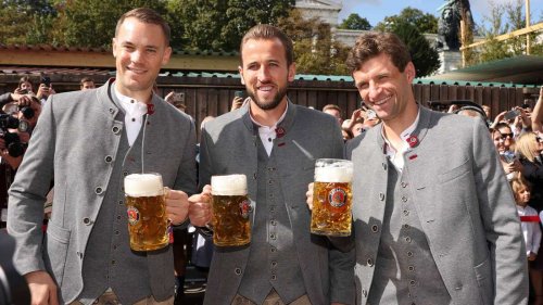 13 Bayernspieler auf Ibiza: Fußball-Deutschland regt sich auf
