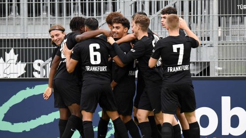 Eintracht Frankfurt bei AZ Alkmaar: UEFA Youth League jetzt live im TV und Stream - SGE droht das Aus