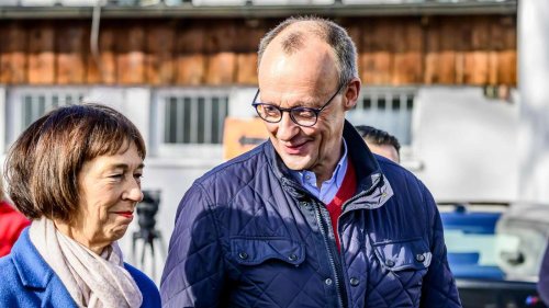 Immer an der Seite von Merz: Das ist Kanzler-Ehefrau Charlotte