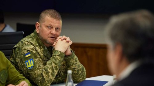 Der Held der Ukraine wankt: General Saluschnyj beklagt Missachtung durch Selenskyj