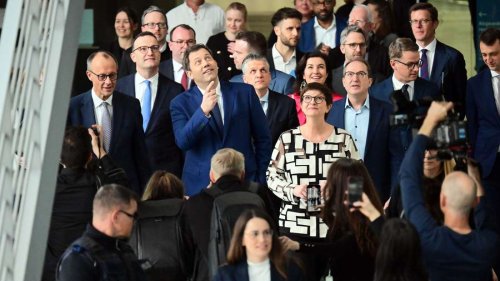 Ein Kanzler und 17 offene Top-Jobs