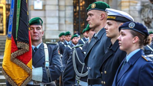 460.000 Soldaten: Merz plant Riesen-Armee – doch wer wird in den neuen Panzern sitzen?