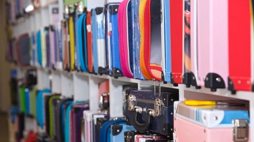 Fluglinie verrät: Diese Koffer-Farbe erhöht die Gefahr deutlich, dass ihr Koffer verloren geht