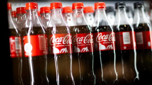 Historischer Coca-Cola-Fund: 100 Jahre alte Flasche begeistert – „Gehört im Museum ausgestellt“