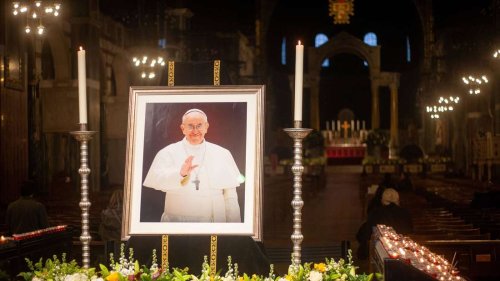 Gehalt und Rente: Was bekommt ein Papst im Vatikan?
