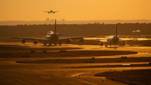 Flughafenchef verspricht höhere Pünktlichkeit im Sommer