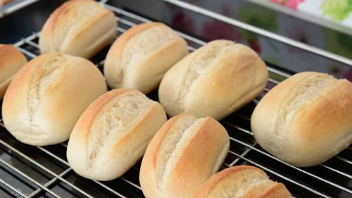 Brötchen aufbacken ohne Ofen: Diese überraschende Methode spart 80% Energie