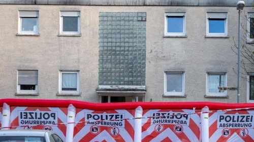Doppelmord in Bad Nauheim – Wer hat den Mann im schneeweißen Jogginganzug gesehen?