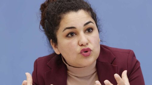 Überlebende dokumentieren Opfer rechter Gewalt: Eine Stiftung hakt nach
